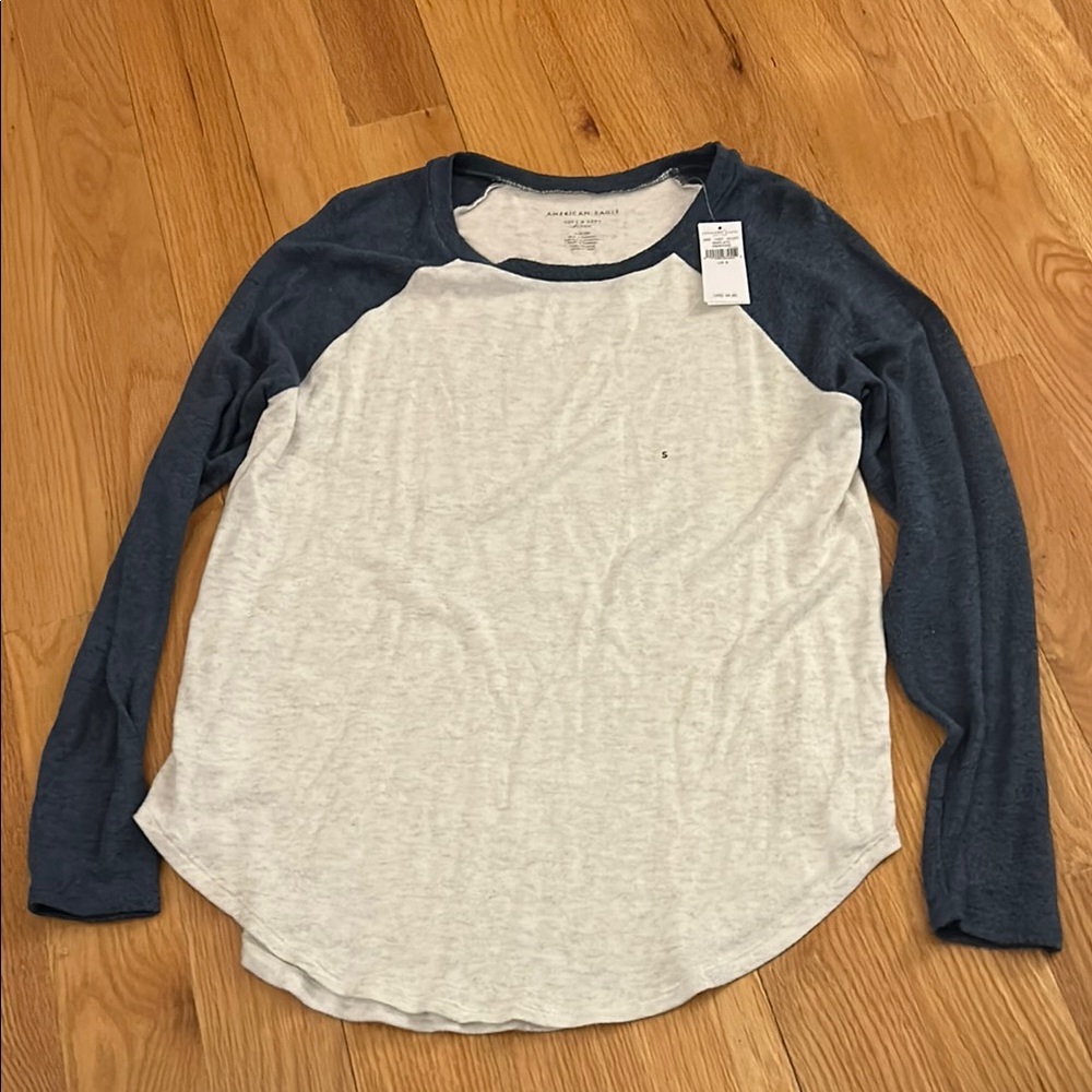 American Eagle Outfitters Blue and White Top